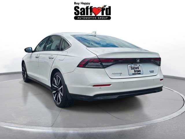 Used 2023 White Honda Touring image 7