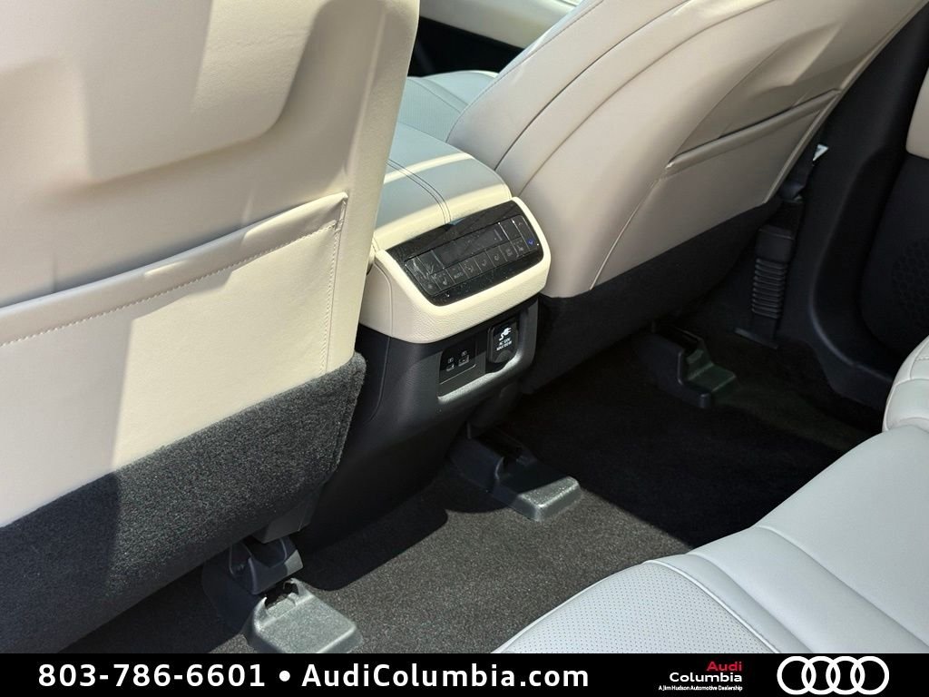 Used 2024 Silver INFINITI Sensory image 26