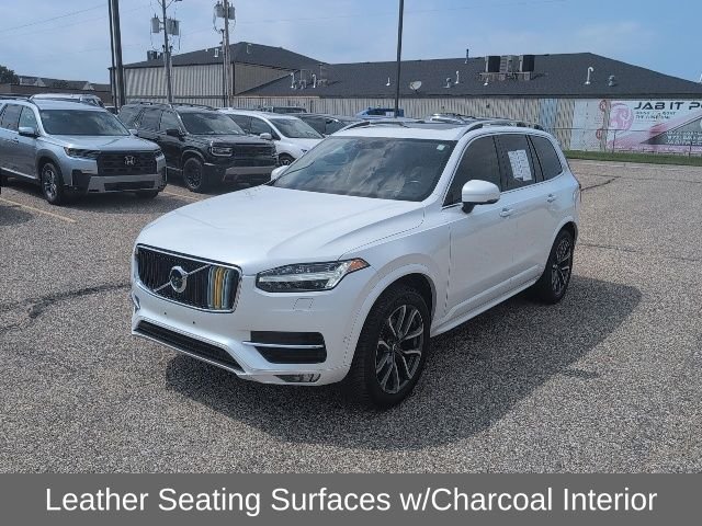 Used 2019 White Volvo T6 Momentum image 14