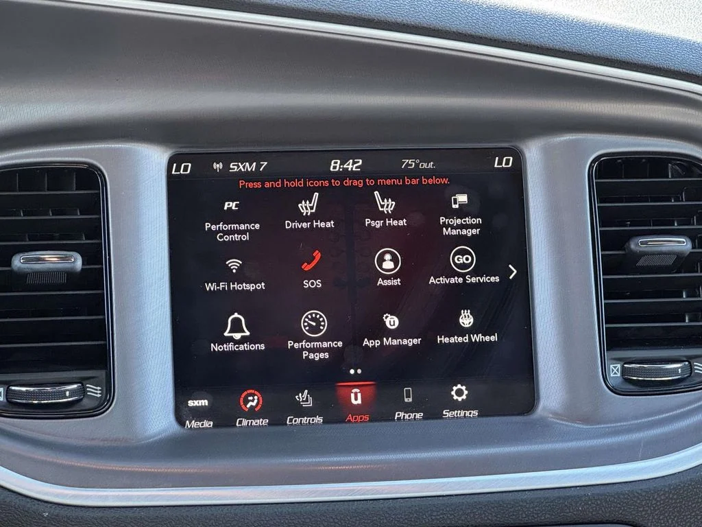 Used 2022  Dodge SXT image 19