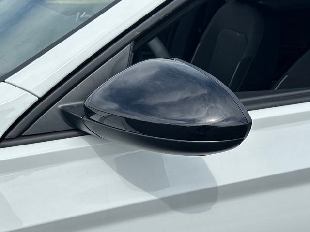 New 2026 Pure White Volkswagen 1.5T Sport image 10