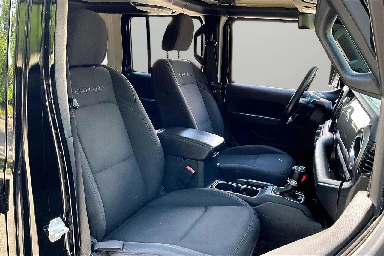 Certified Used 2022 Black Jeep Sahara image 23