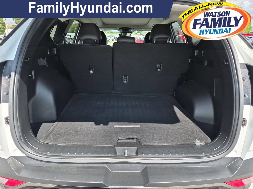 Used 2023 White Hyundai Limited image 29