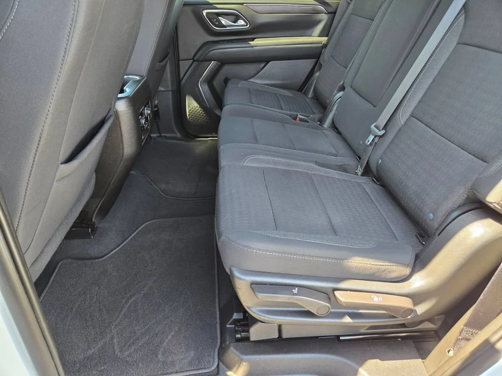 Used 2023 Summit White Chevrolet LS image 10