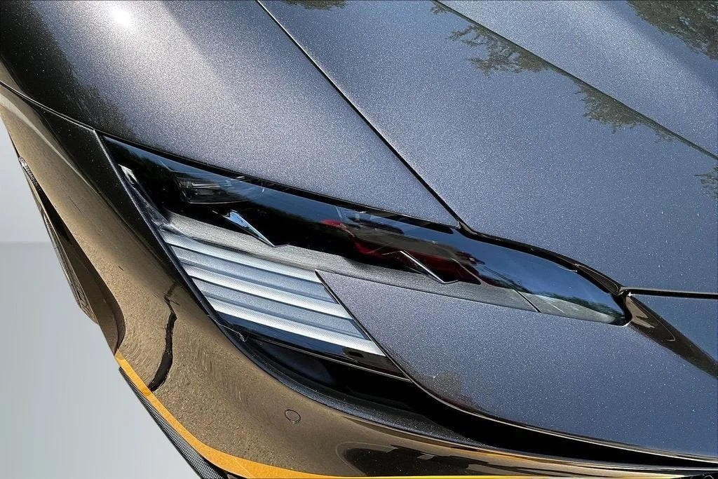 Used 2022 Extra Sample Ferrari  image 26