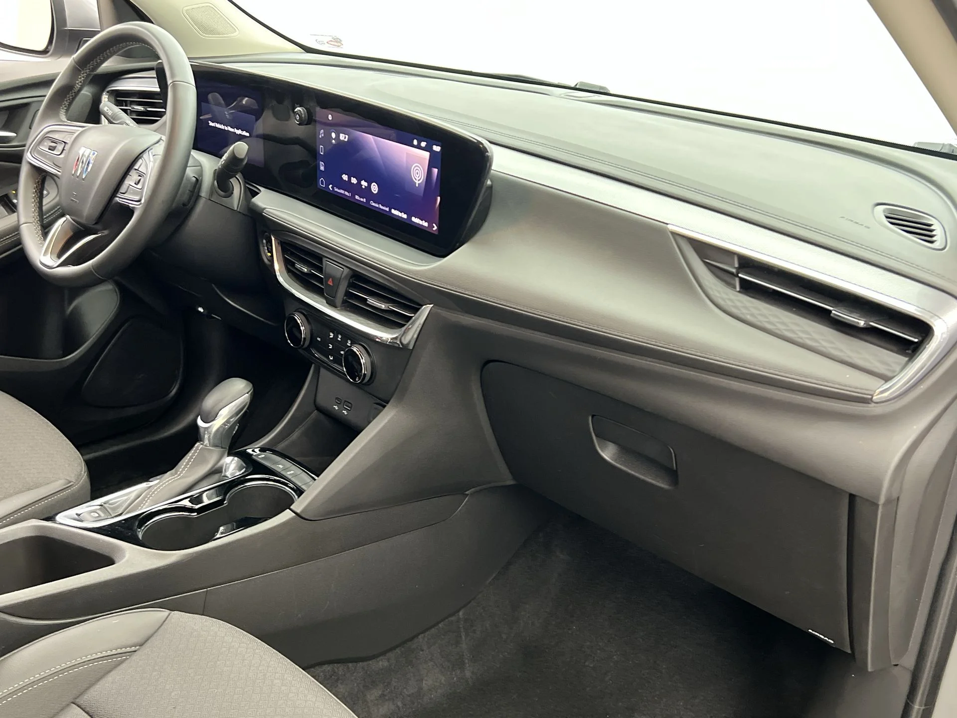 Used 2025 Gray Buick Preferred image 13