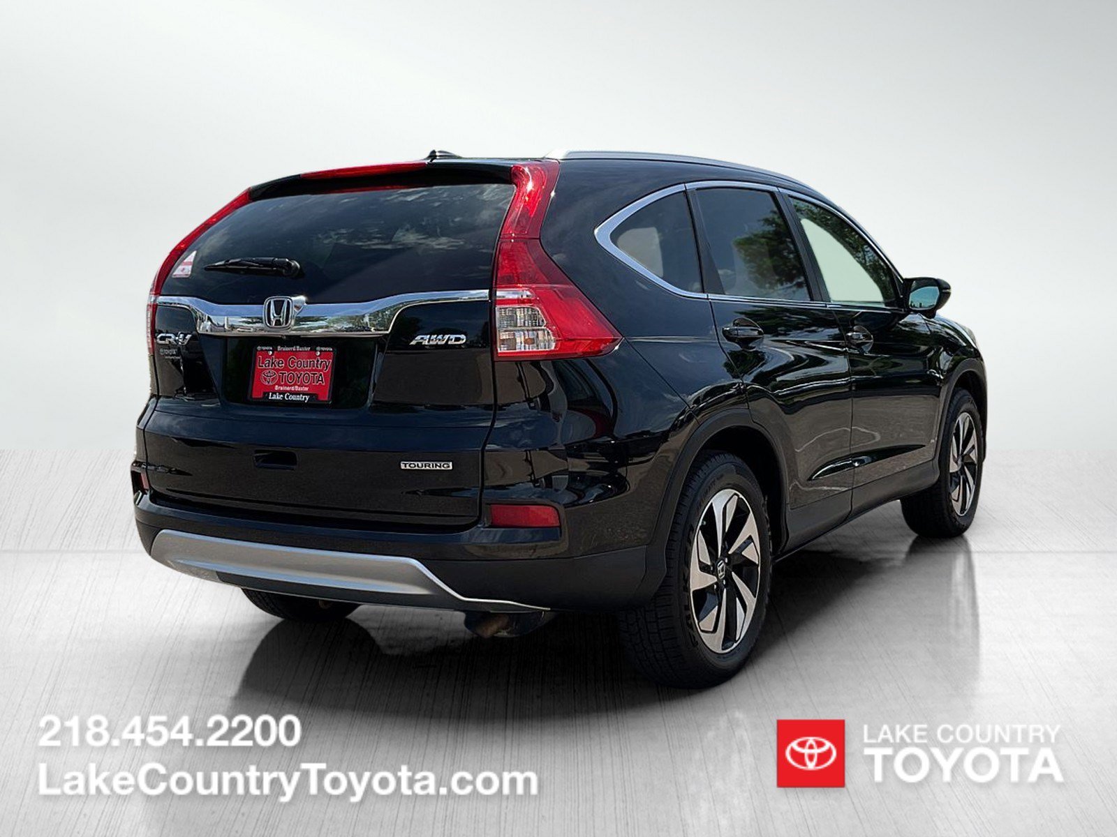 Used 2016 Black Honda Touring image 5