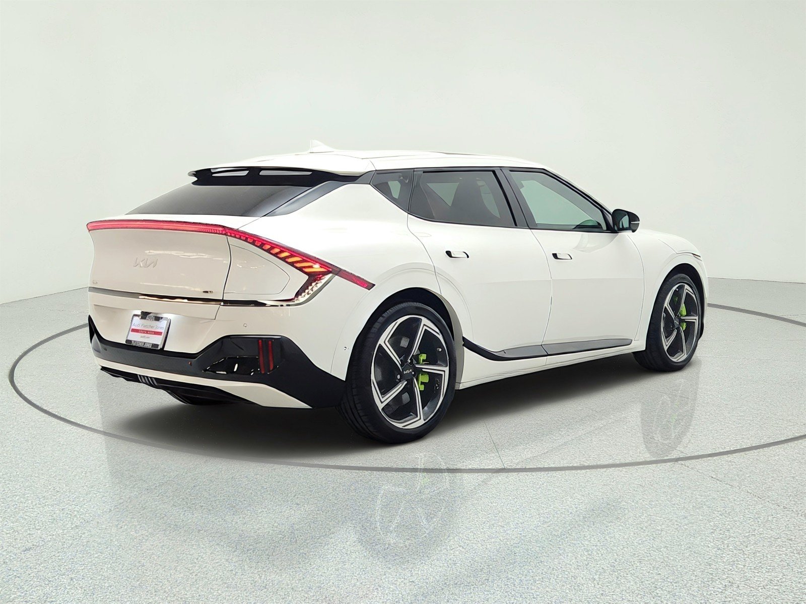 Used 2023 Snow White Pearl Kia GT image 5