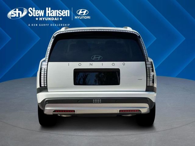 New 2026 Snow White Pearl Hyundai SE image 6