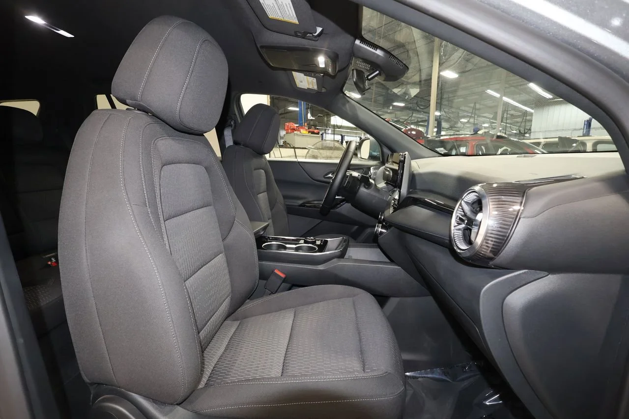 Used 2026 Sterling Gray Metallic Chevrolet LT image 27