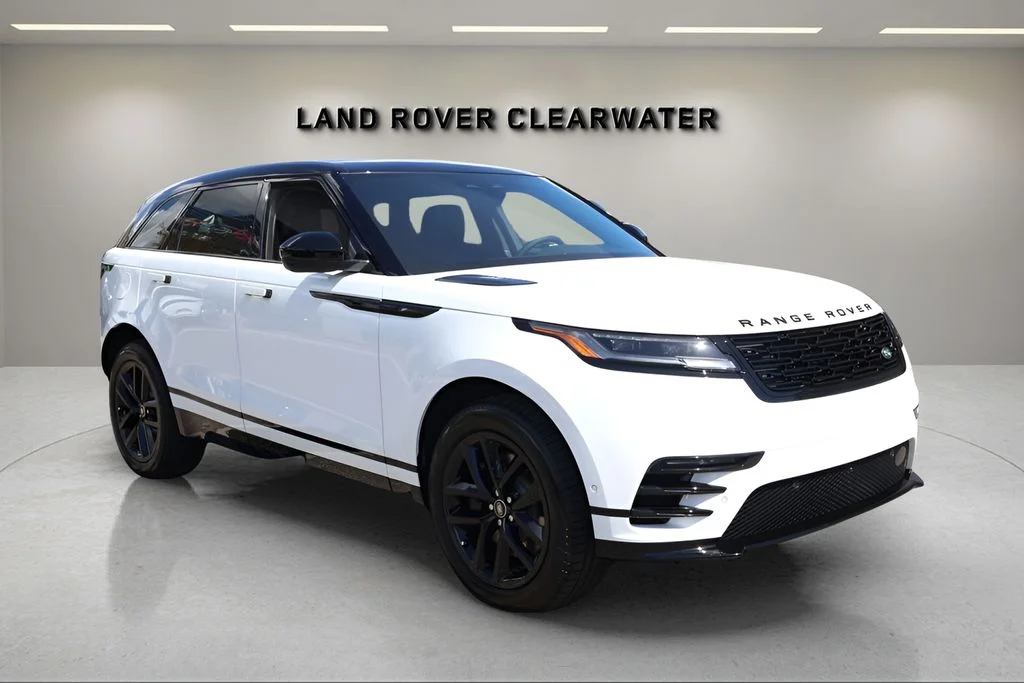 New 2026 Fuji White Land Rover Dynamic SE image 7