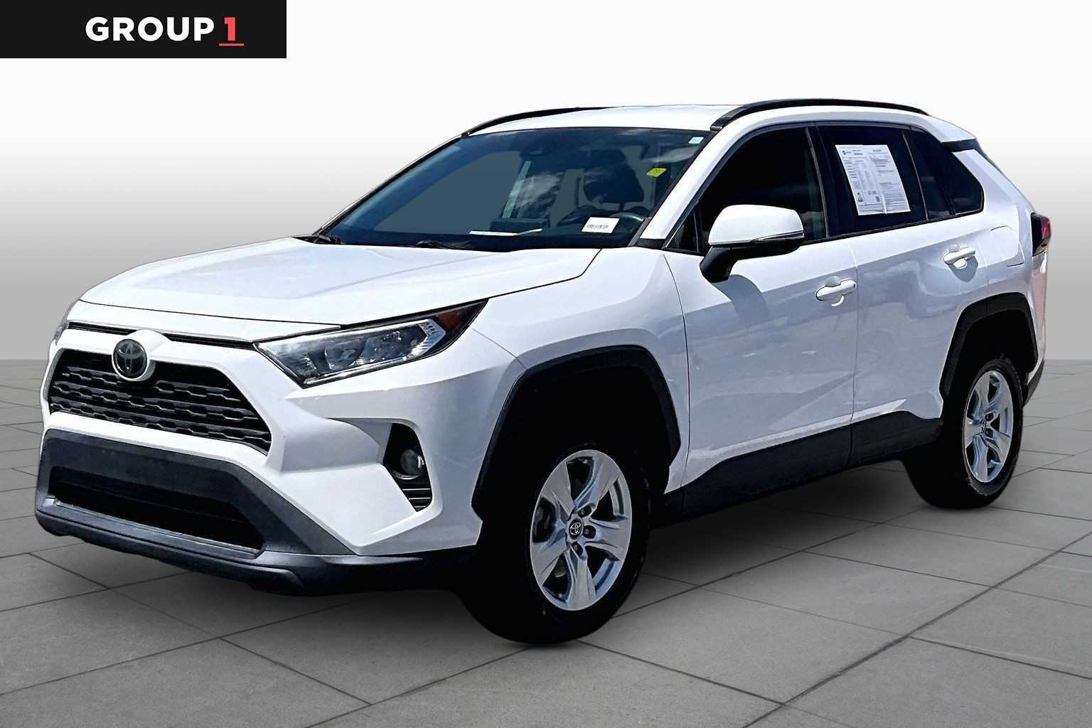 2020 Toyota RAV4 XLE