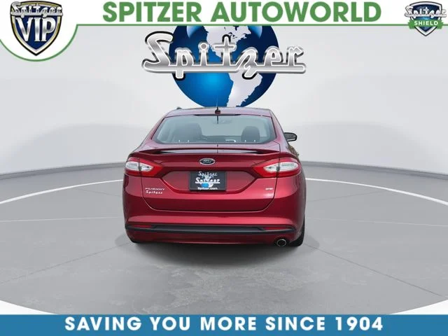 Used 2013 Red Ford SE image 8