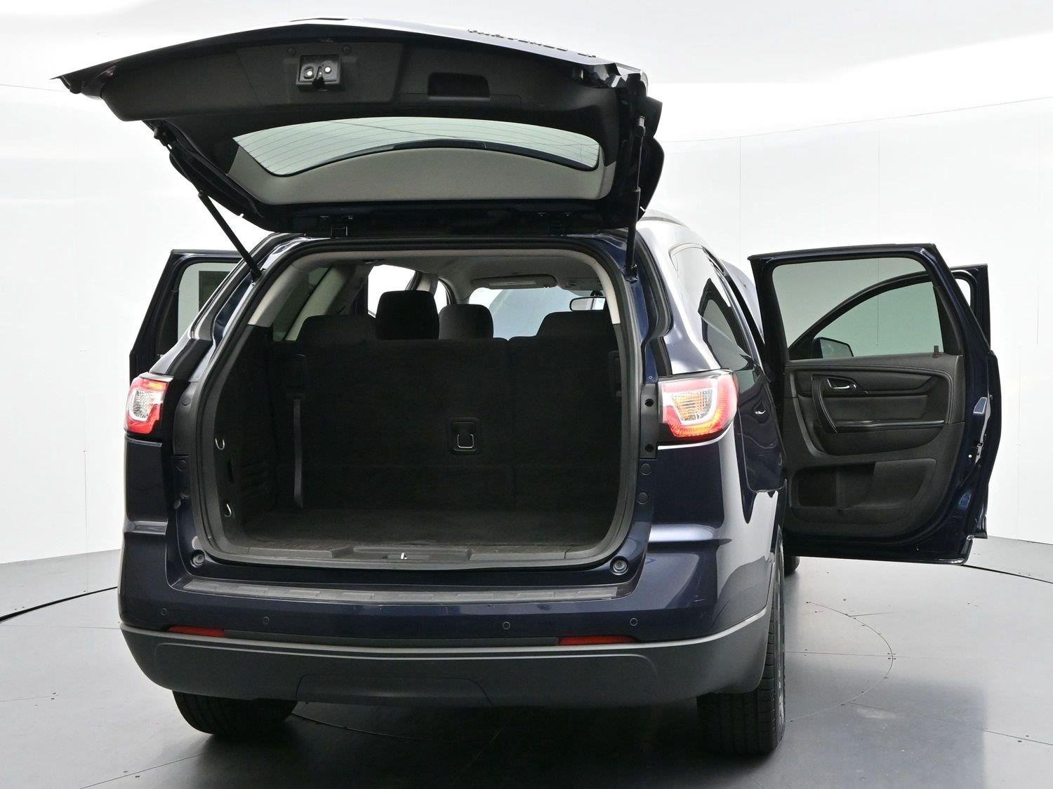 Used 2015 Blue Velvet Metallic Chevrolet LT image 45