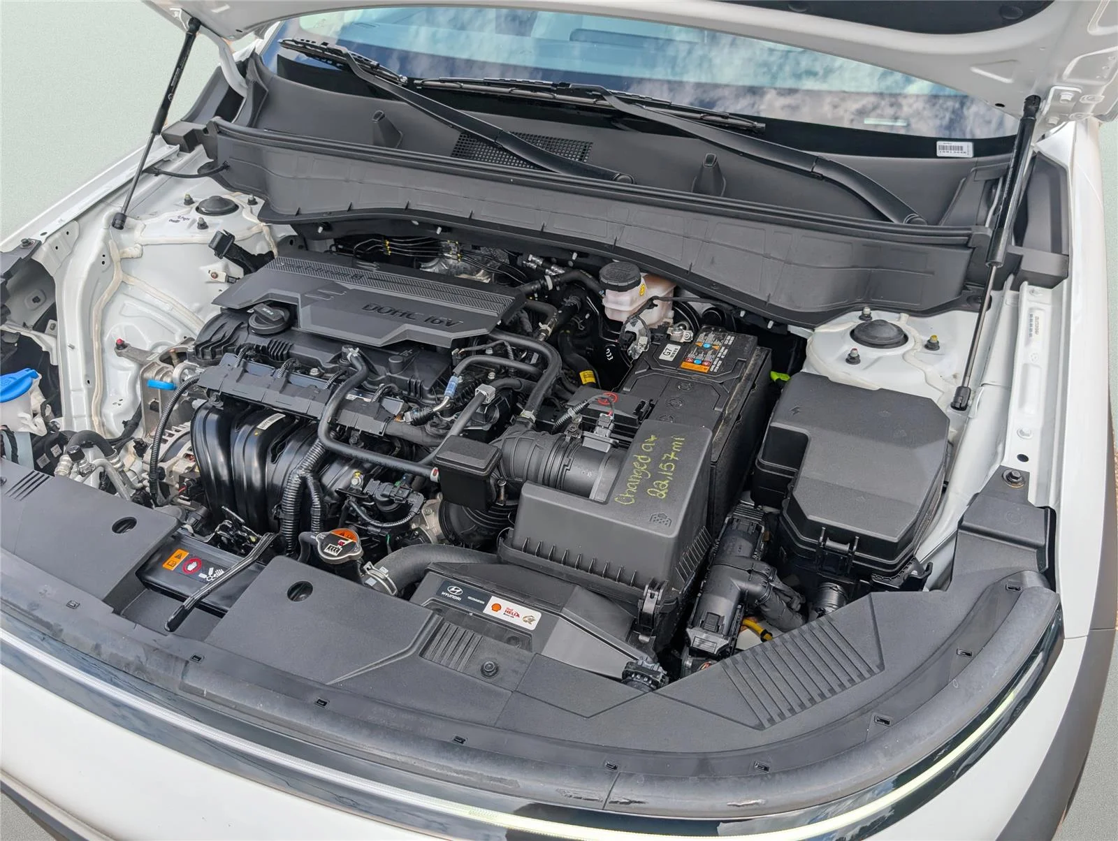 Used 2025 Atlas White Hyundai SEL image 34