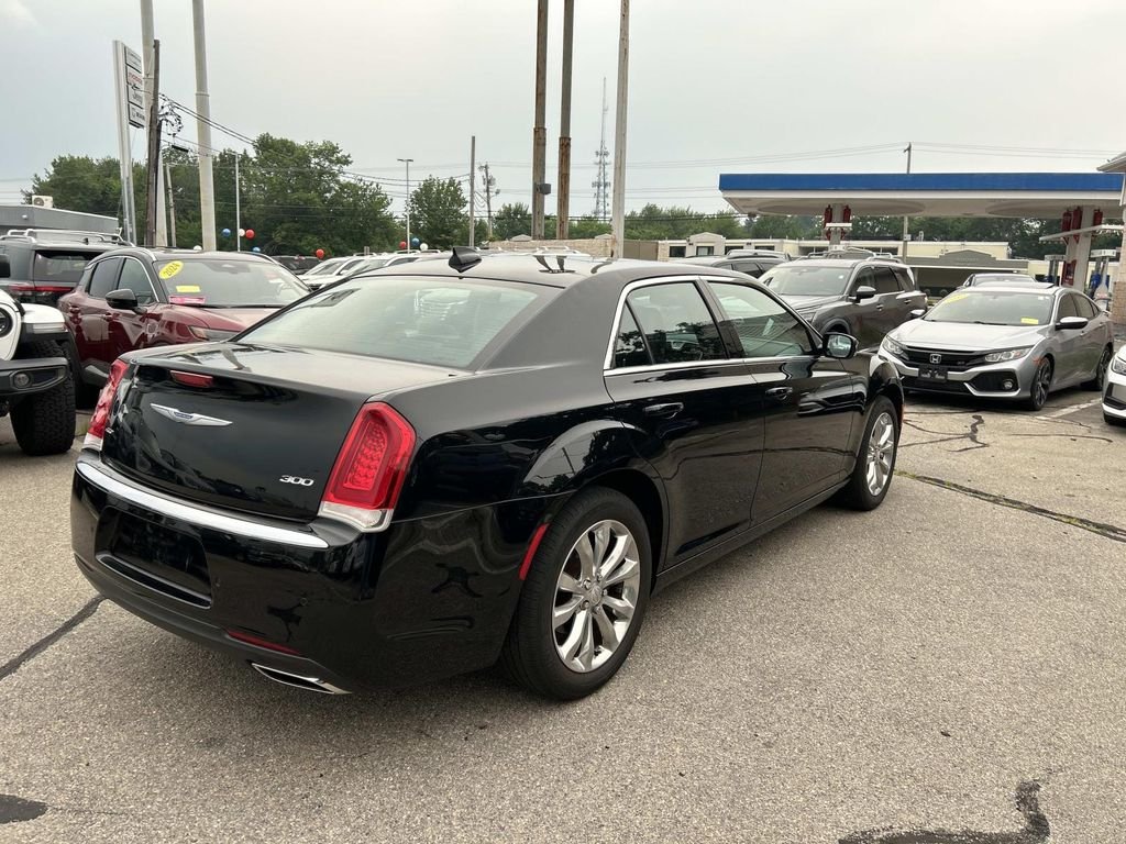 Used 2021 Black Chrysler Touring image 5