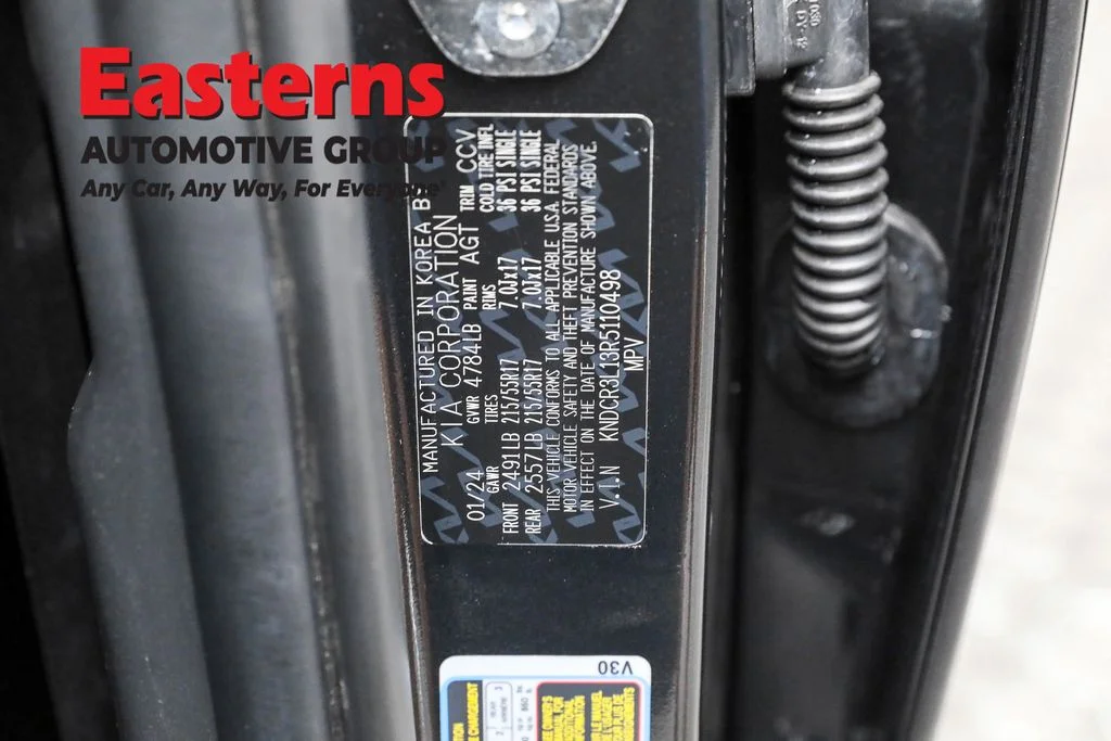 Used 2024 Gray Kia Wind image 33