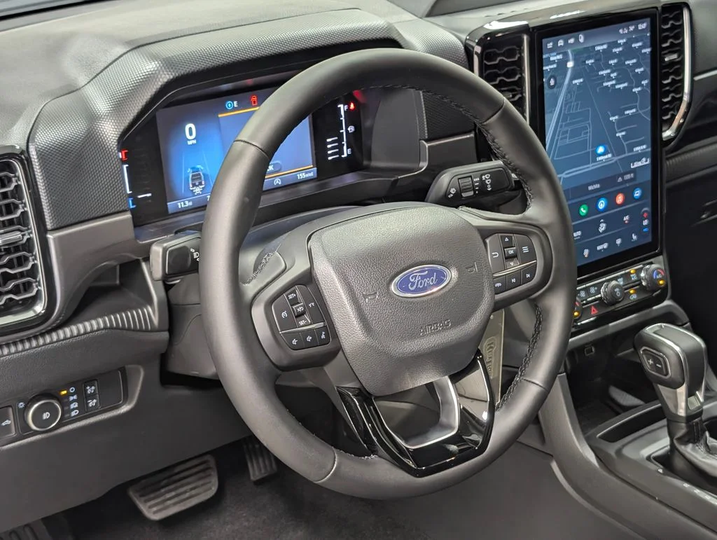 New 2026 Oxford White Ford XLT image 10