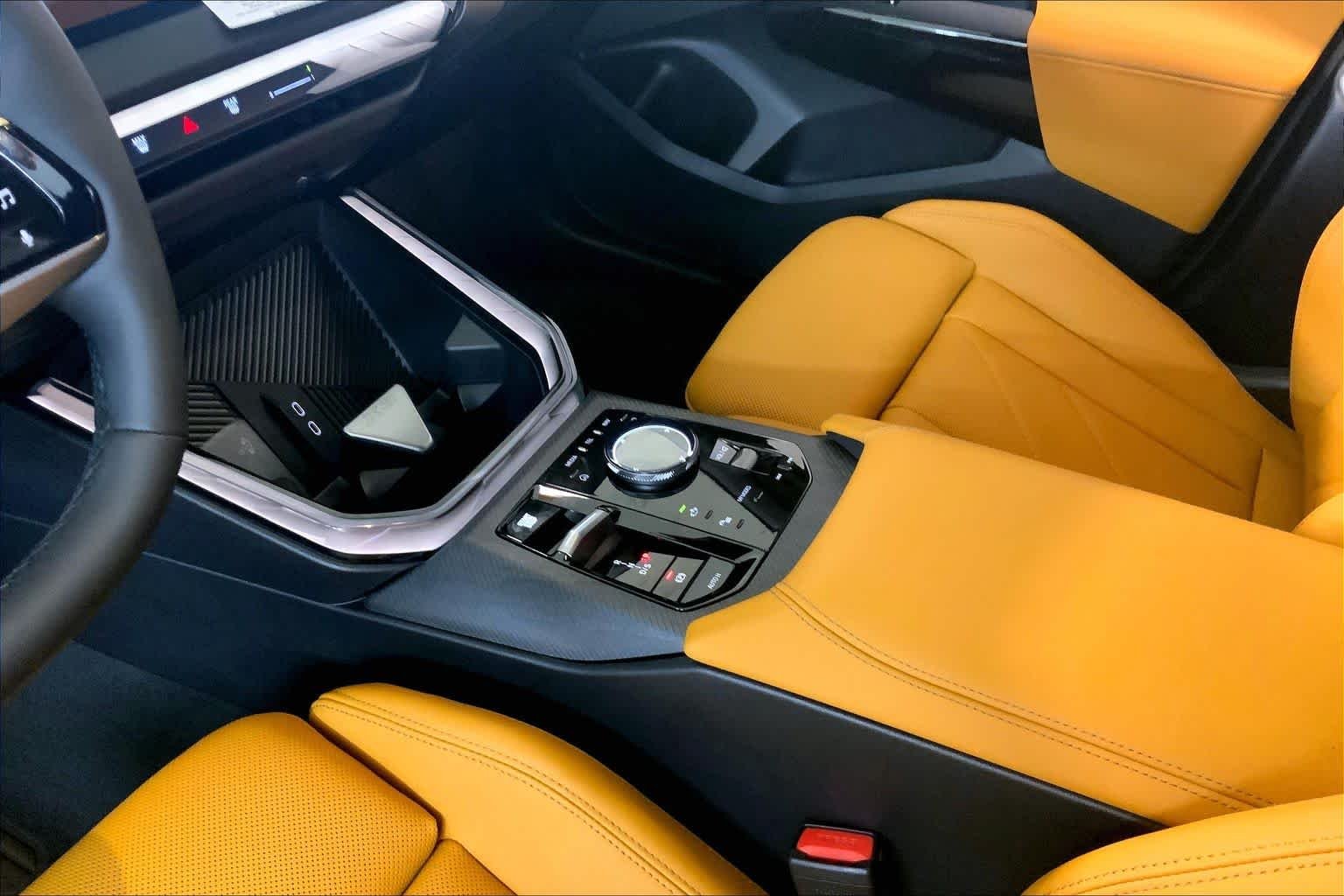 New 2026 Dark Graphite Metallic BMW 30 xDrive image 7