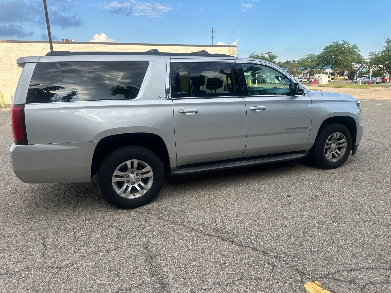 Used 2015 Silver Ice Metallic Chevrolet LT image 11