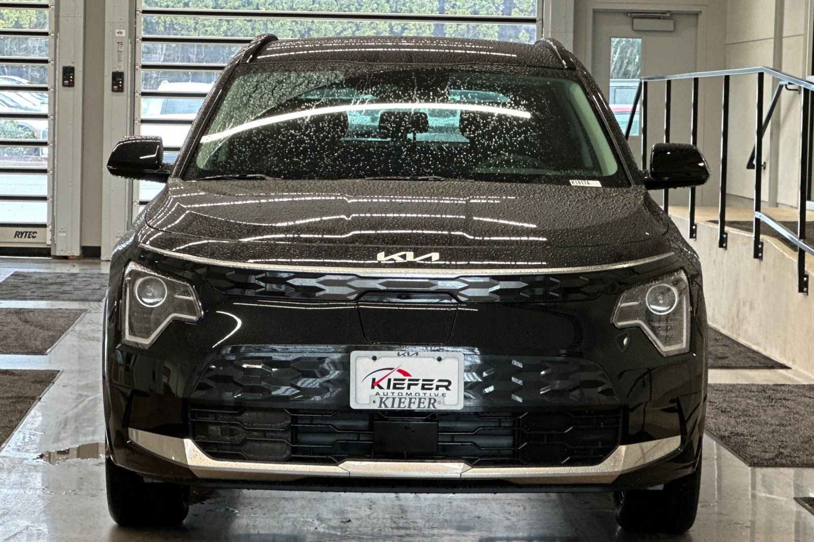 New 2026 Aurora Black Pearl Kia WIND image 5