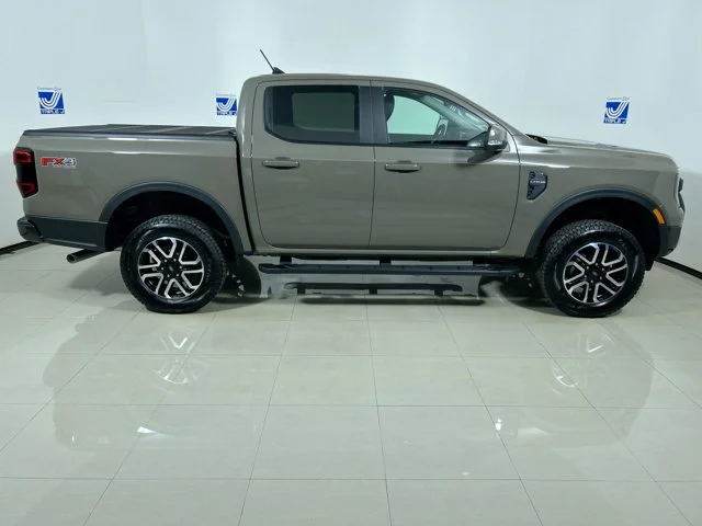 New 2025 MARSH GRAY Ford Lariat w/Sport Appearance, FX4 Off-Road Package & Leveling Kit Super Crew Cab image 9