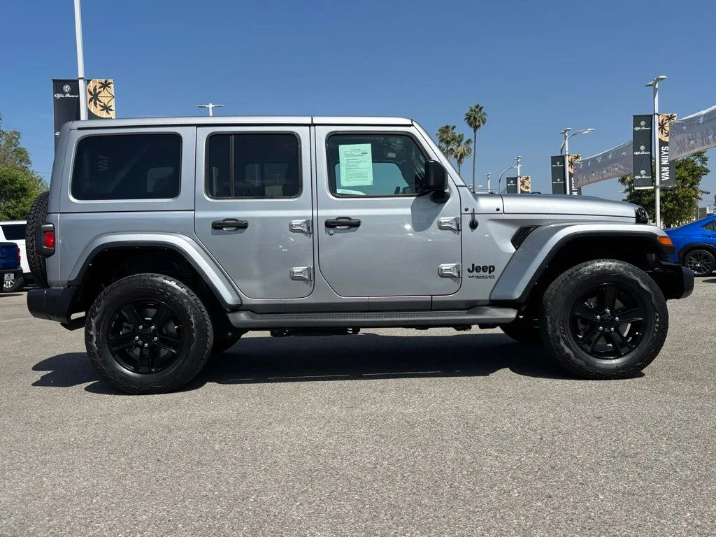 Used 2021 Billet Silver Metallic Clear Coat Jeep Sahara Altitude image 2