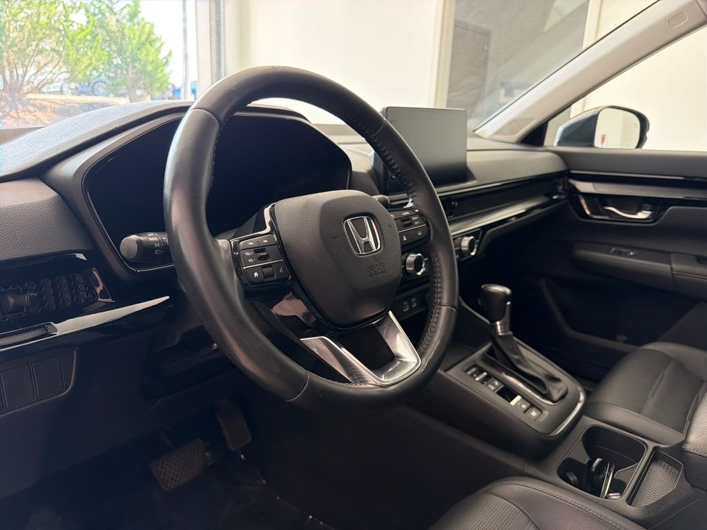 Used 2024  Honda EX-L image 17