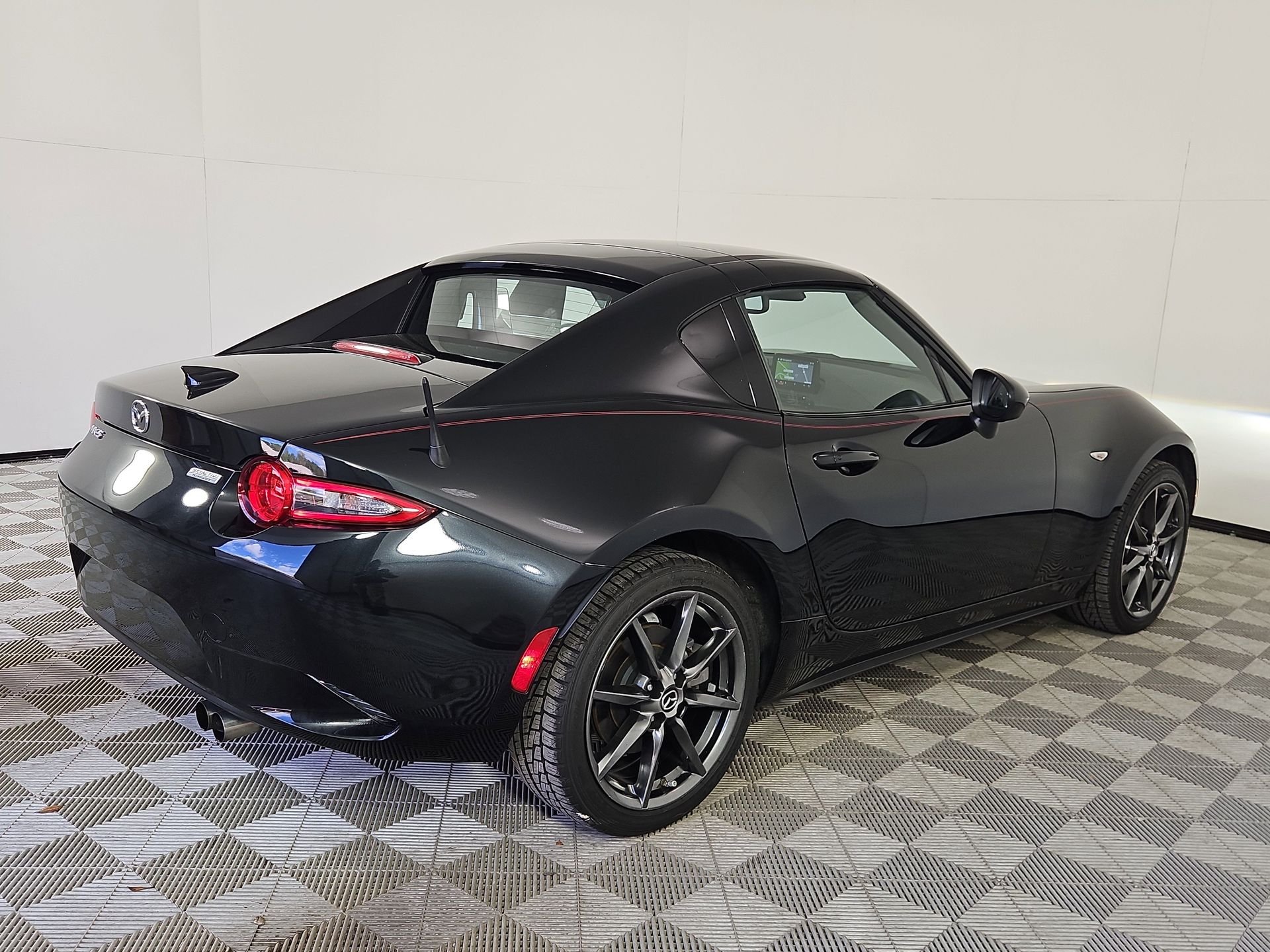 Used 2018 Black Mazda Grand Touring image 42