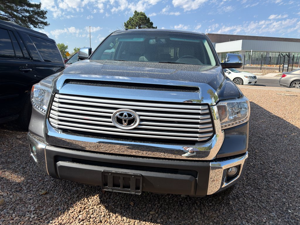 Used 2014  Toyota LTD image 2