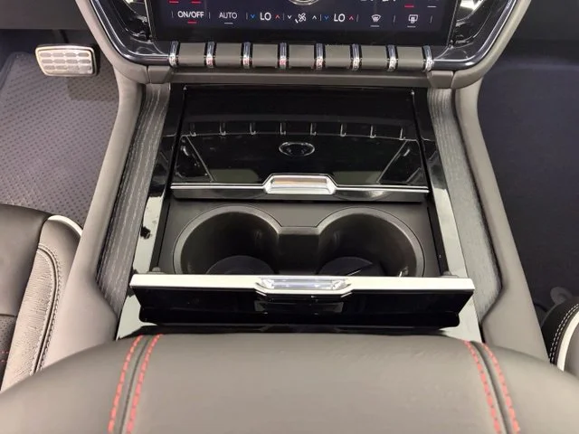 2026 GMC Yukon XL AT4 Ultimate - Photo 33