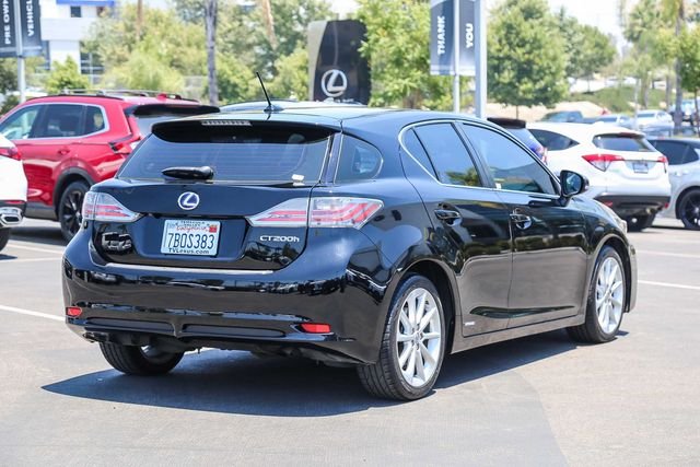 Used 2013 Black Lexus 200h image 7