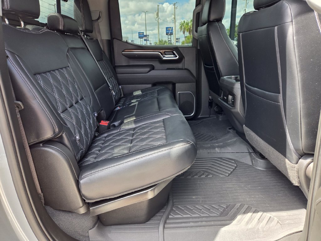 Used 2023 Gray Chevrolet RST image 18