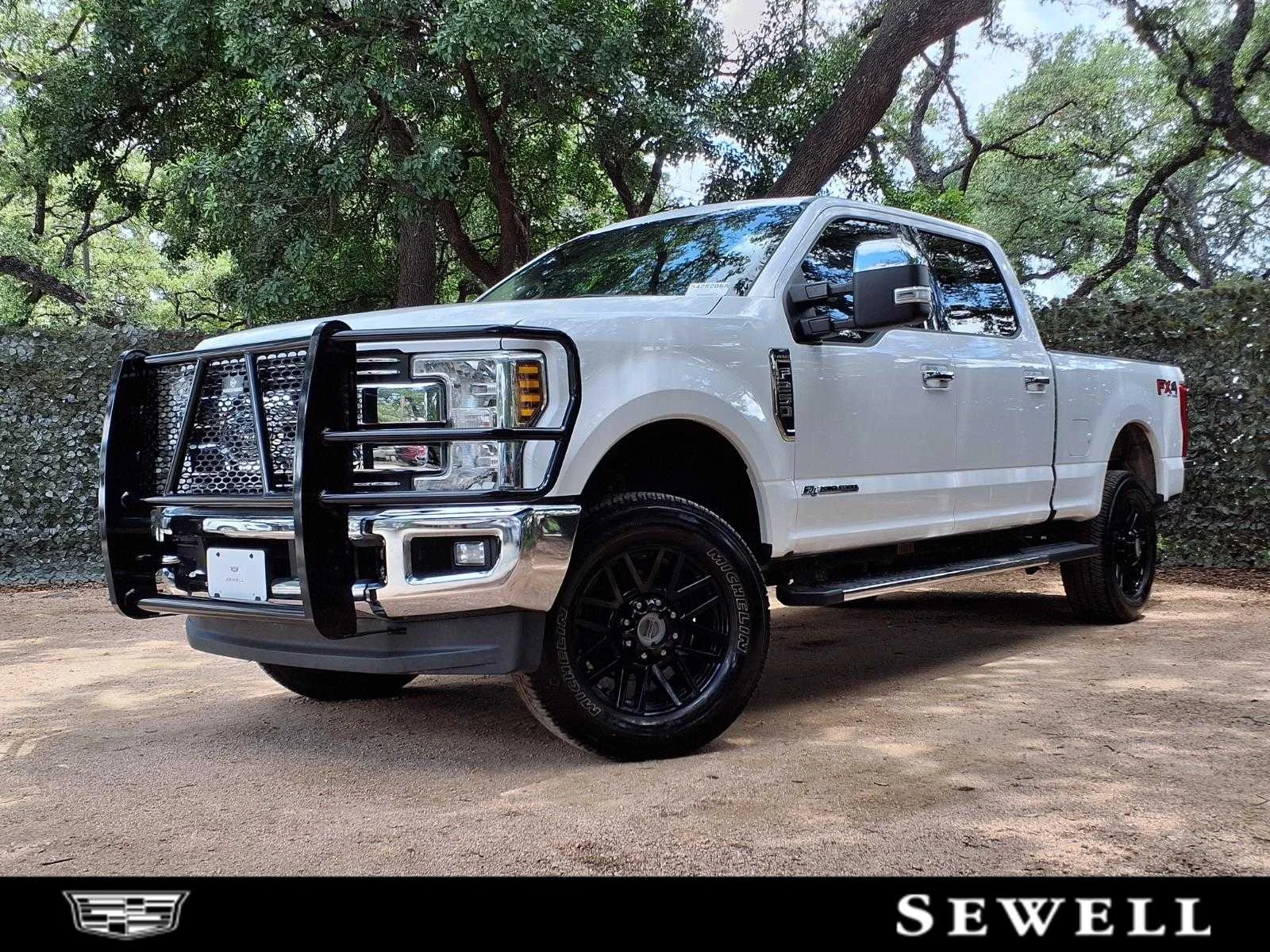 2017 Ford F-250 Lariat 4x4 Crew Cab 6-3/4' Box's photo