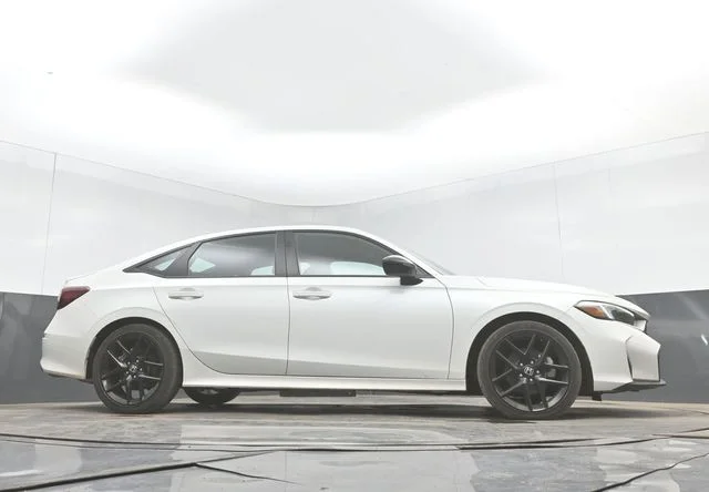 Used 2025 White Honda Sport image 34