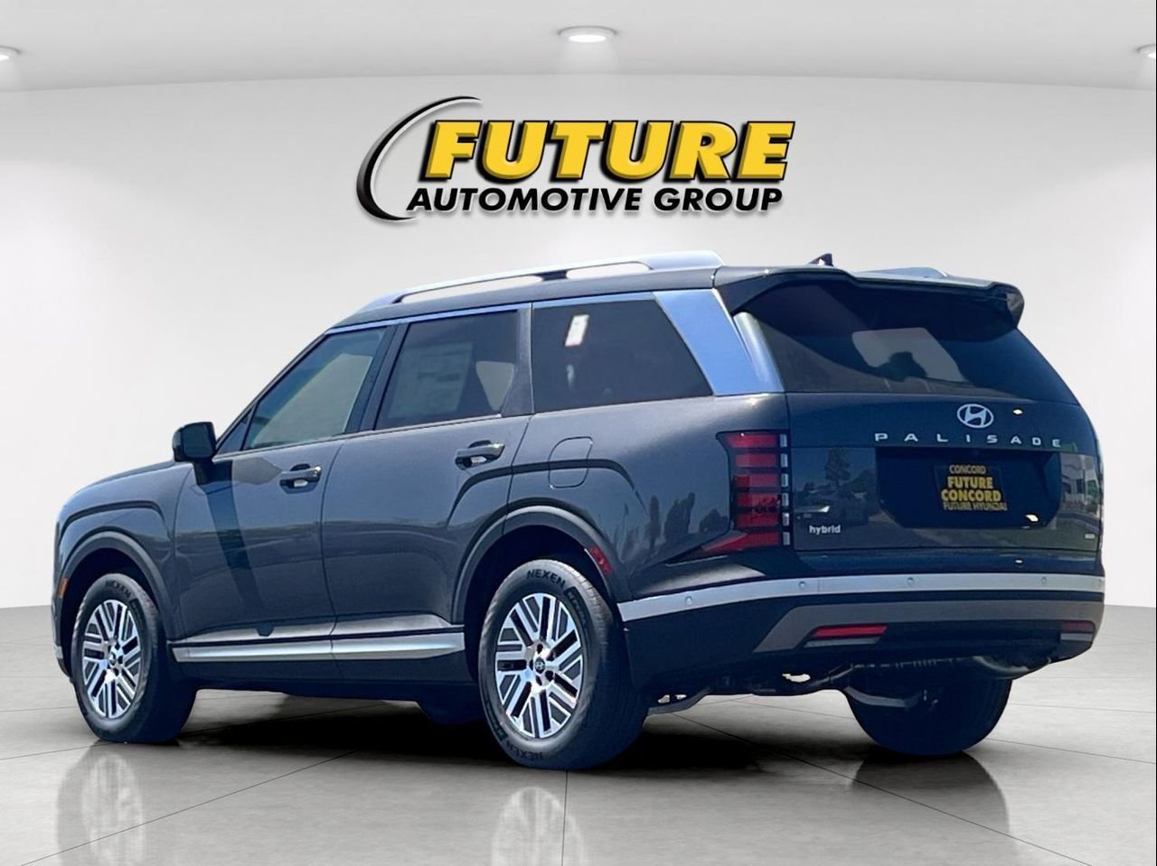 New 2026 Gray Hyundai SEL Premium 8P image 5