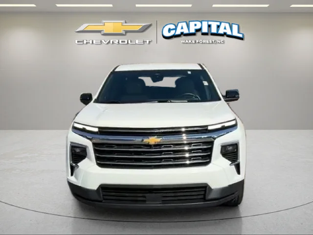 Used 2026 Summit White Chevrolet LT image 9