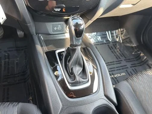 Used 2019 Blue Nissan S image 16