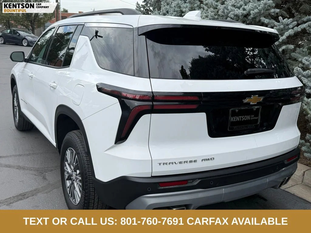 Used 2026 White Chevrolet LT image 6