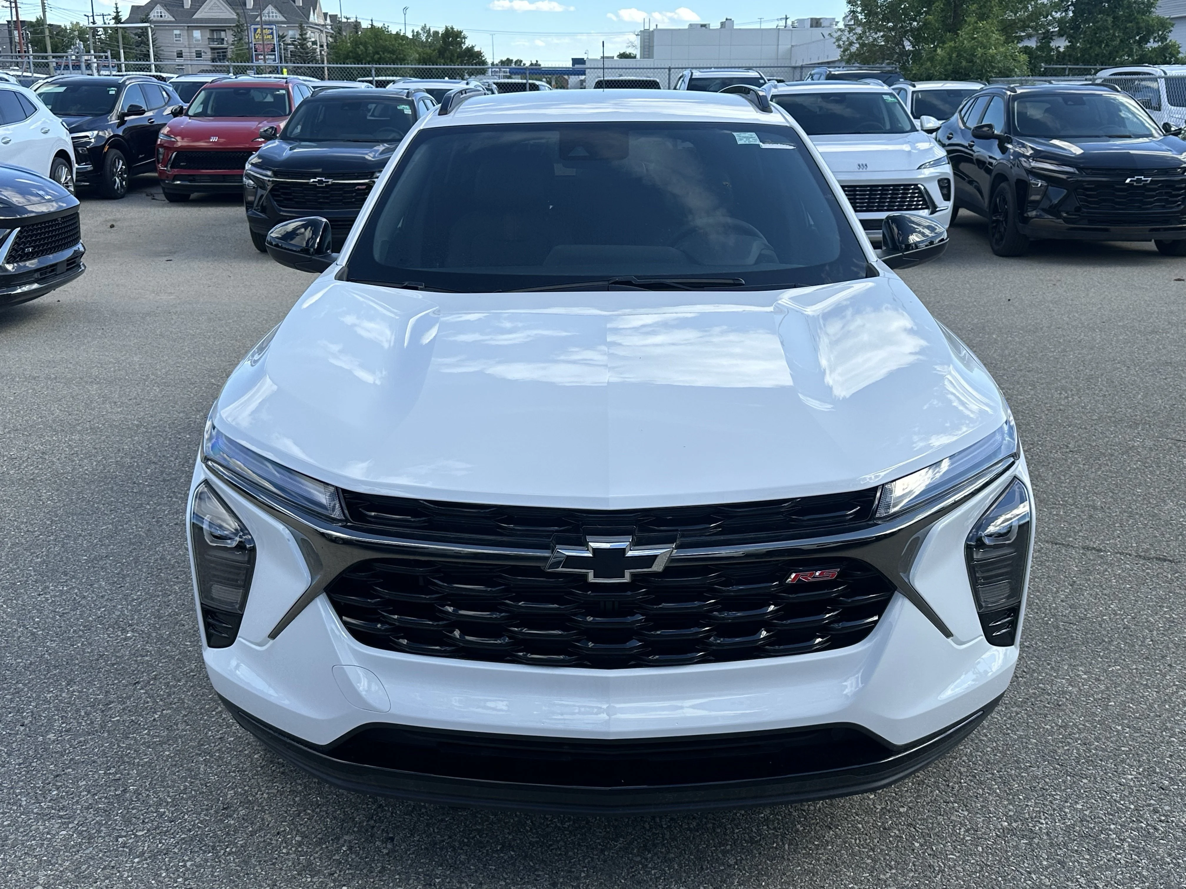 New 2026 Summit White Chevrolet 2RS image 2
