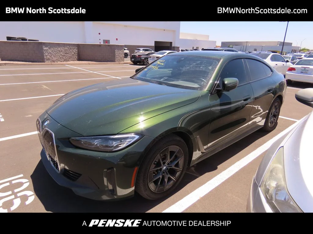 2023 BMW i4 eDrive35's photo
