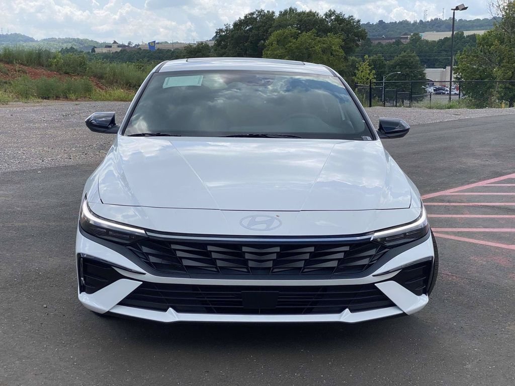 New 2026 White Hyundai SEL Sport image 8