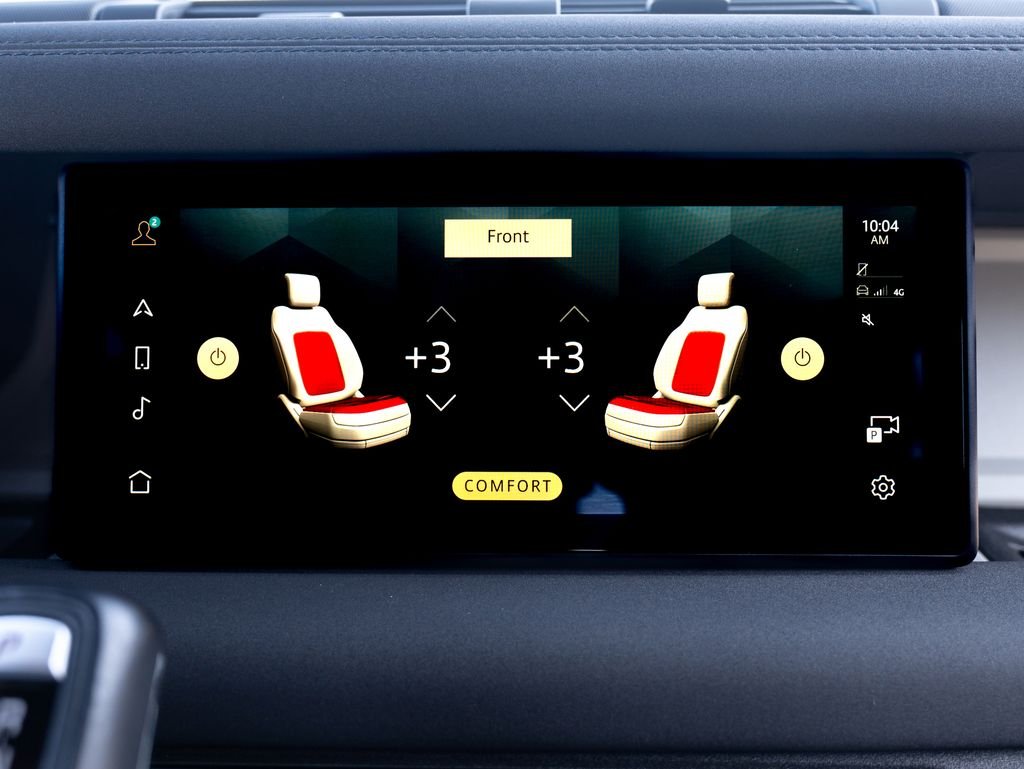 Used 2022 Gray Land Rover X-Dynamic SE image 32