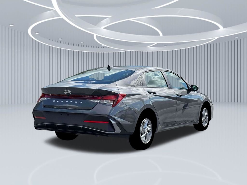 New 2026 Gray Hyundai SE image 26