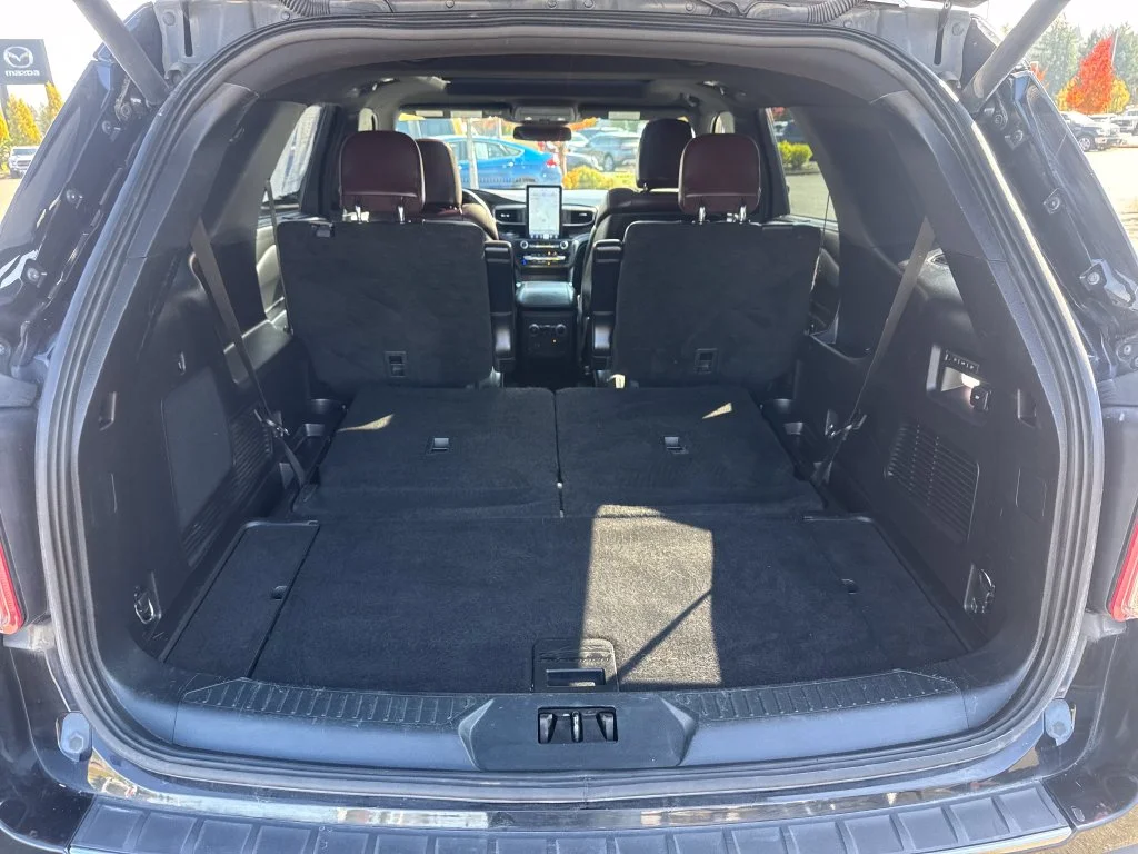 Used 2020 Black Ford Platinum image 32