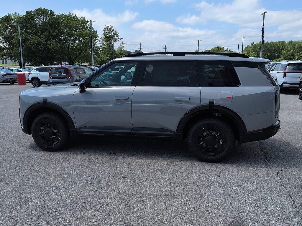 New 2027 Wolf Gray Kia X-Pro SX Prestige image 4