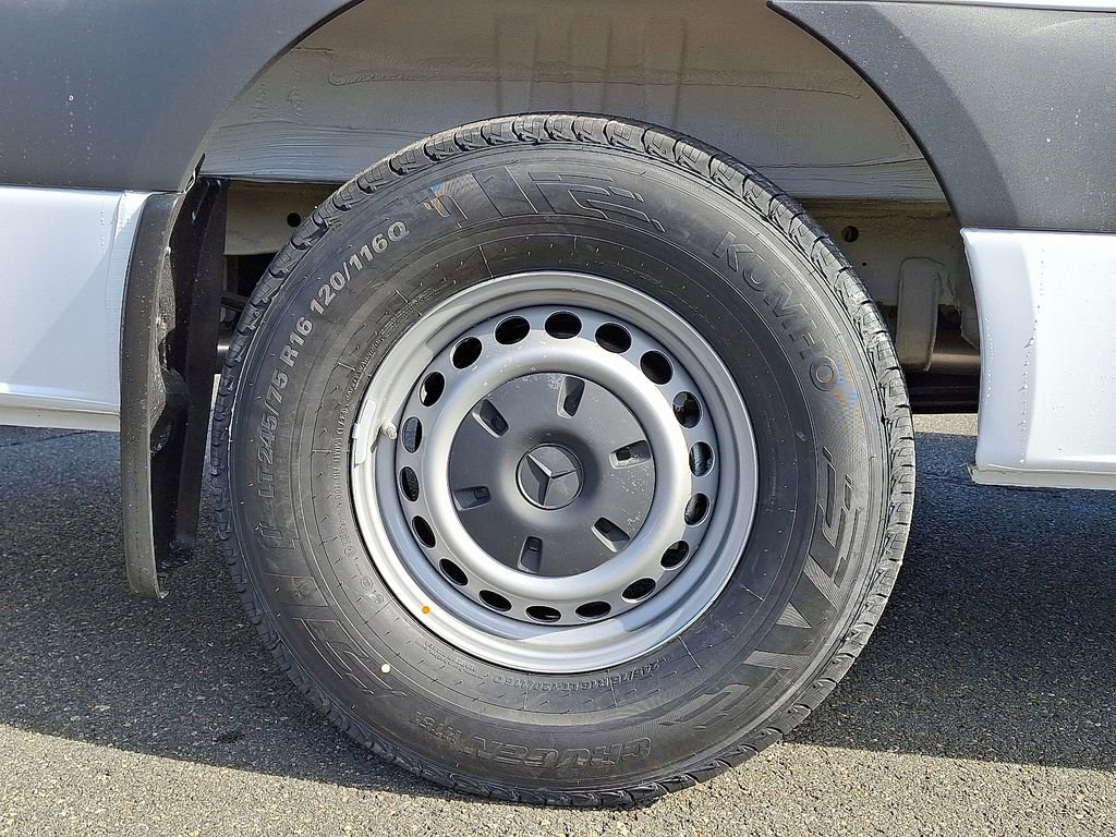 2025 Mercedes-Benz Sprinter Cargo Van Base - Photo 30