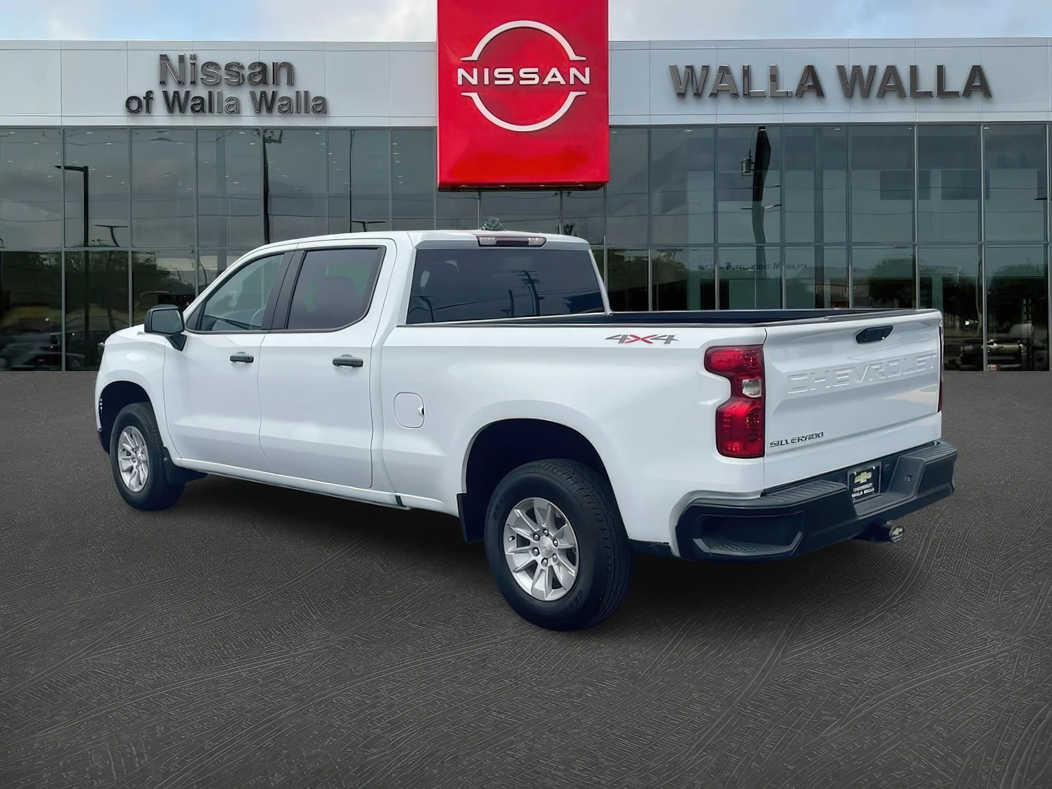 Used 2024 Summit White Chevrolet Work Truck image 5