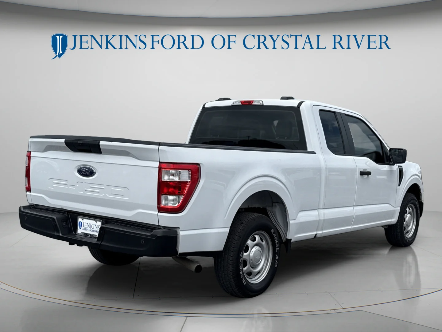 Used 2021 Oxford White Ford XL image 5