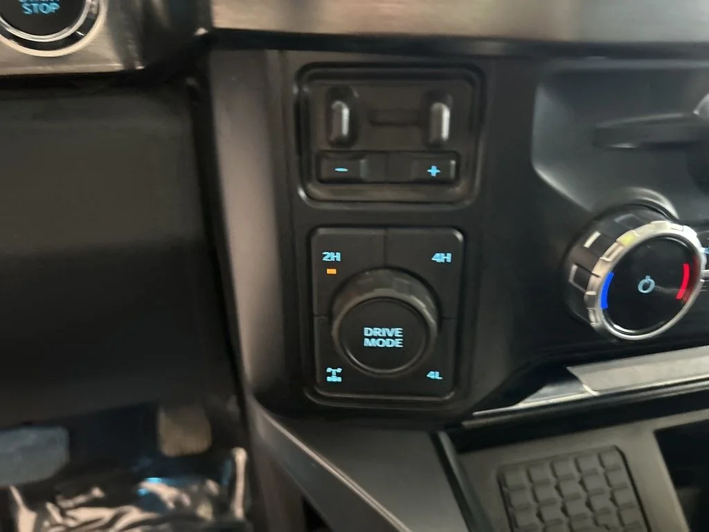Used 2025 Gray Ford Lariat image 49